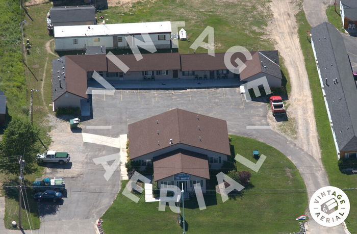 Evening Star Motel - 2003 Aerial Photo (newer photo)